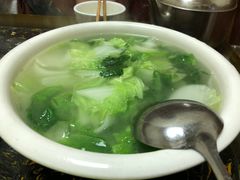 新鲜蔬菜汤-韩妹鱼庄·泸定老字号(泸定店)