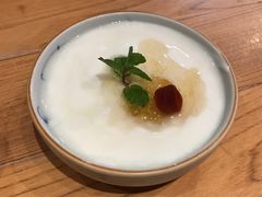 自制老北京酸奶-四季民福烤鸭店(王府井灯市口店)