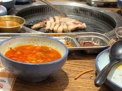 -明洞阿姨·韩式酱蟹烤肉·创意料理(三元桥店)