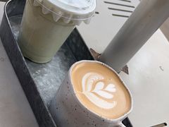 -UNI UNI(环亚凯瑟琳店)