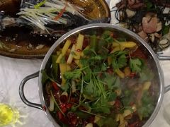 -乡土特色.冷锅鱼.牦牛肉汤锅
