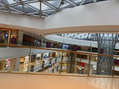 -LuOne凯德晶萃广场(徐家汇路店)