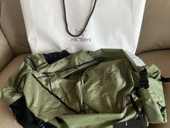 -ARC'TERYX始祖鸟(奕欧莱奥特莱斯店)