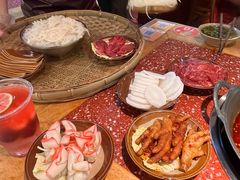 -赵美丽·重庆社区火锅·直营店(火车东站·中豪国际店)