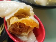 蟹黄汤包-食惠里小笼包面馆(越秀店)
