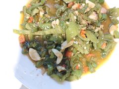 -赶海部落海鲜城(海阳路店)