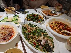 -华光驿站私房菜·黑金冠