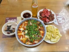 -天发芽·何记葫芦头泡馍·传统小吃(报恩寺街店)