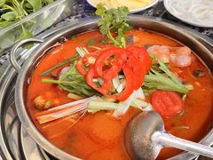 -雷山鱼酱酸汤鱼·酸汤牛肉(花果园T1区店)