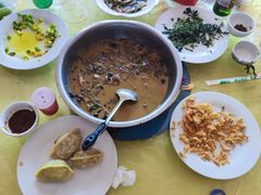 -华龙特色大骨鸡农家菜馆