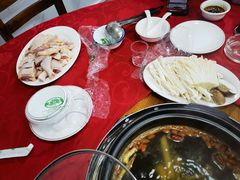 -花苑美食横琴生蚝火锅(拱北粤华路店)
