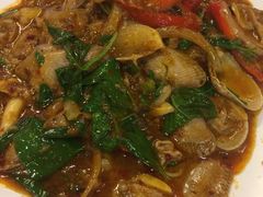 -J Daeng Seafood