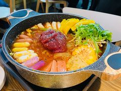 熊熊嫩牛肉部队火锅-熊小舍炸鸡火锅拌饭(招商城店)