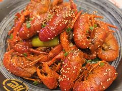 -肥肥虾庄·金牌油焖大虾(汉口城市广场店)