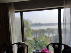 -岳阳阿波罗御庭酒店(岳阳楼区南湖广场店)