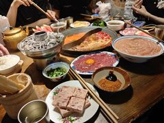 -萍姐火锅·公路夜市(武汉首店)