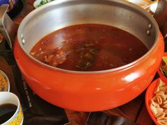 -毛辣果·贵州红酸汤牛肉火锅(西单店)