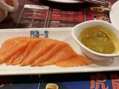 -四海一家自助餐(益田假日广场店)