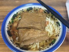 -北门严记小吃(九华中路店)