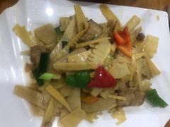 -下梅人家土菜馆(历史文化餐厅度假区店)