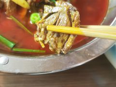 -有红鸡毛店·川菜(建设路店)