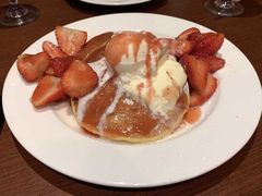 strawberry&nbsp;patch-Pancakes on the rocks(Darling Harbour)