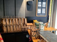 -星巴克(深圳北站B5检票口)