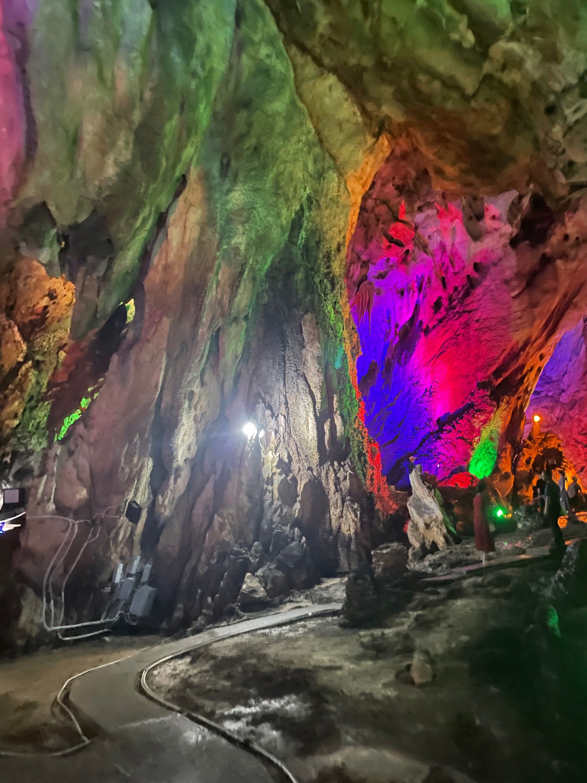 找座小城慢慢游|小七孔 天钟洞