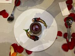 香煎鹅肝配无花果酱-YUE·6·西式融合餐厅(外滩六号店)