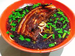 -小龙大肉面馆