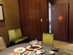 -粤尚腾香居中餐厅(首都机场希尔顿店)