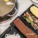 人均四十多，吃到扶墙走的牛肉火锅[点赞]