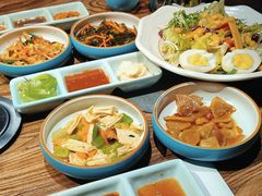 -明洞阿姨·韩式酱蟹烤肉·创意料理(三元桥店)