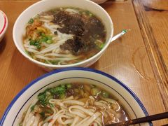 -矮子粉店1985·长沙米粉(湘春路店)