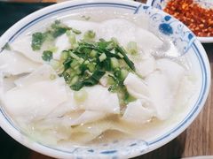 -肖四女乐山跷脚牛肉(世博源店)