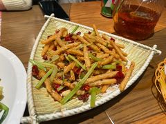 -黄泥岗·地道湖北菜(奥特莱斯店)