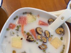 -老何家后安粉·糟粕醋海鲜火锅(三亚湾椰梦长廊店)