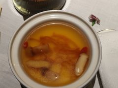 -鱼翅楼·津派砂锅鱼翅(水上公园店)
