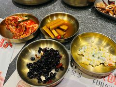 -草家酱蟹炭火烤肉店(珲春南路二店)