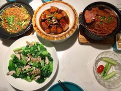 -荷塘秋月·本帮江浙菜(国权路店)