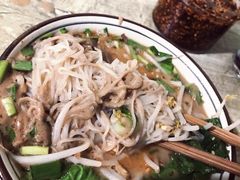 -老唐米线热干面(光明路店)