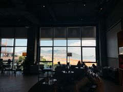 -青岛朗艺美术馆·海景咖啡