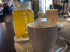 -卡普里披萨·牛扒·下午茶