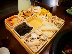 -菌乡缘·野生菌蒸汽鱼火锅(江边夜市店)