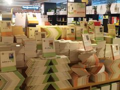 -新华书店(解放路店)