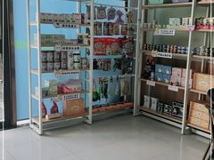 -瑞鹏宠物医院·内科·中兽医·骨科(苗圃店)
