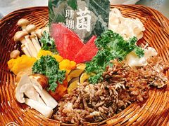 -椰庭·椰子鸡·创意玩家(晶耀前滩店)