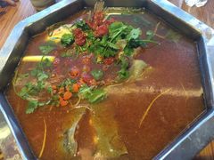 -老凯俚酸汤鱼(鸿通城店)