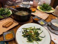 -Hoang Yen Vietnamese Cuisine