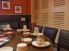 -大头虾越式风味餐厅(光明广场店)